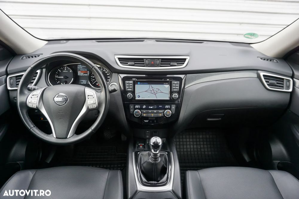 Nissan X-Trail 1.6 dCi ALL-MODE 4x4i Tekna - 3