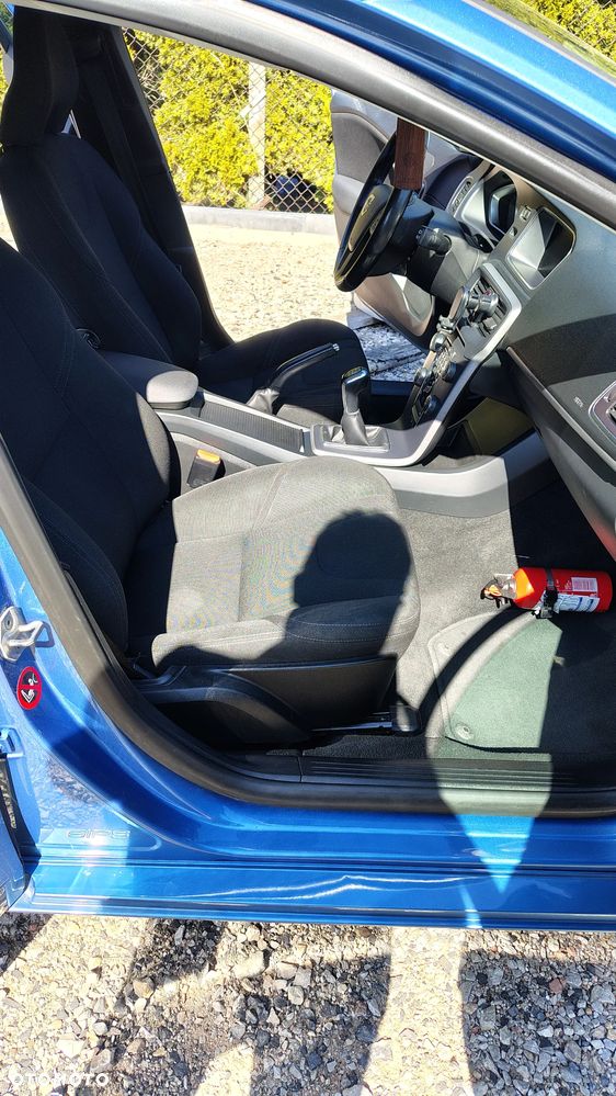 Volvo V40 D2 Kinetic - 14