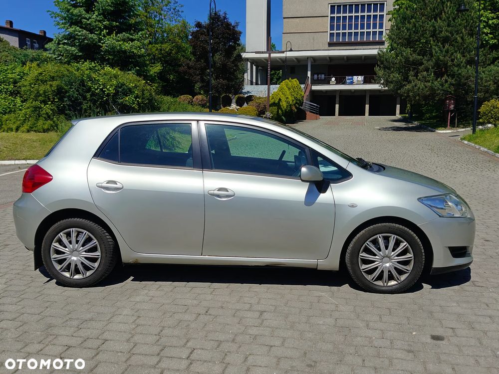 Toyota Auris 2.0 D-4D Luna - 5
