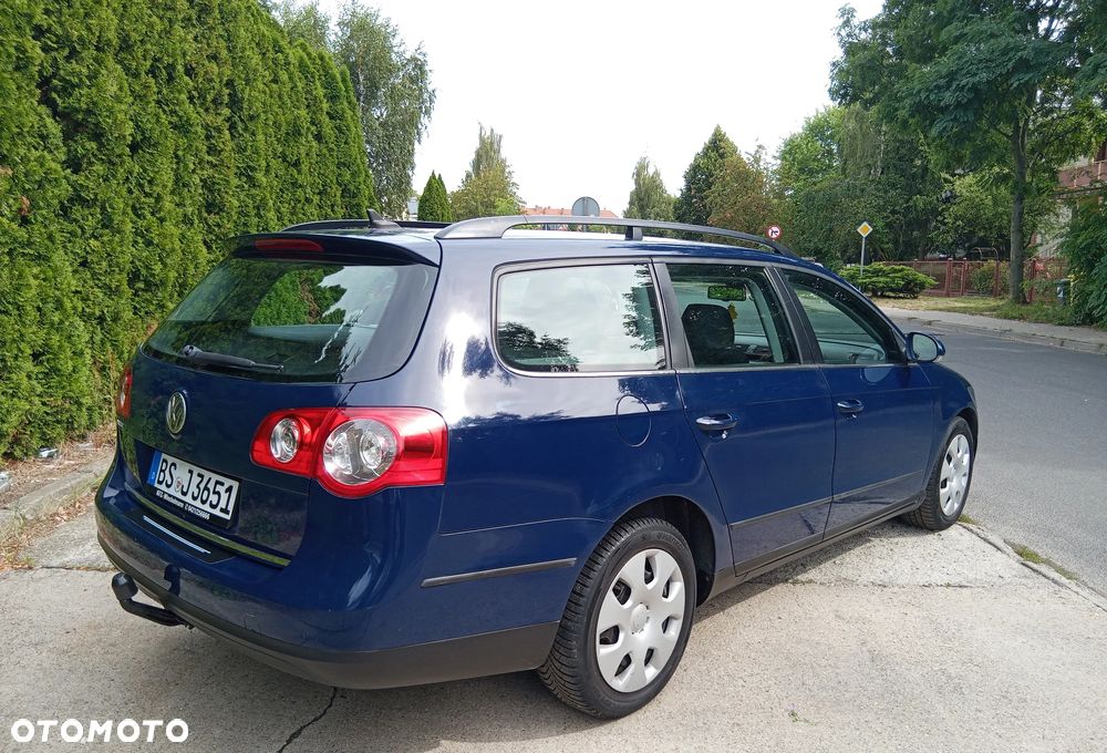 Volkswagen Passat - 3