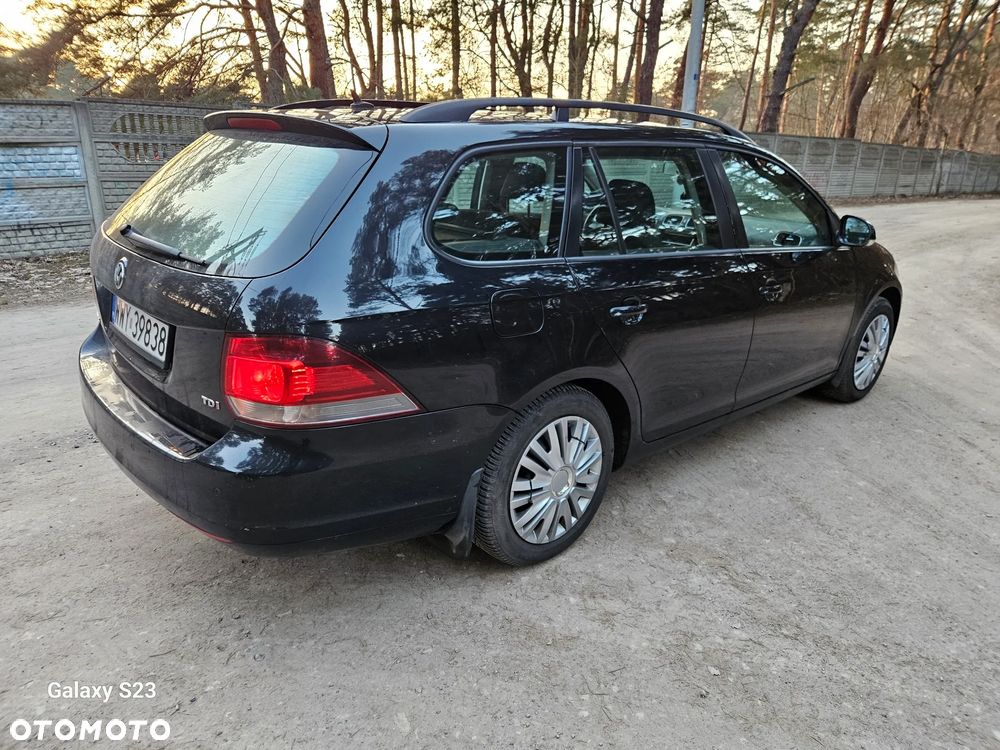 Volkswagen Golf 1.6 TDI Comfortline - 5