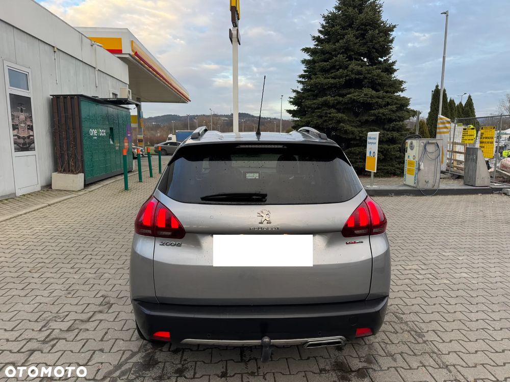 Peugeot 2008 1.2 Pure Tech GPF Allure S&S EAT6 - 4