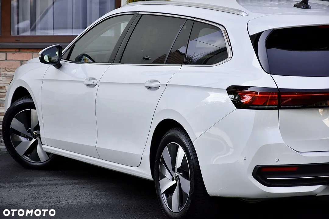 Volkswagen Passat 1.5 TSI eHybrid PHEV Elegance DSG - 8