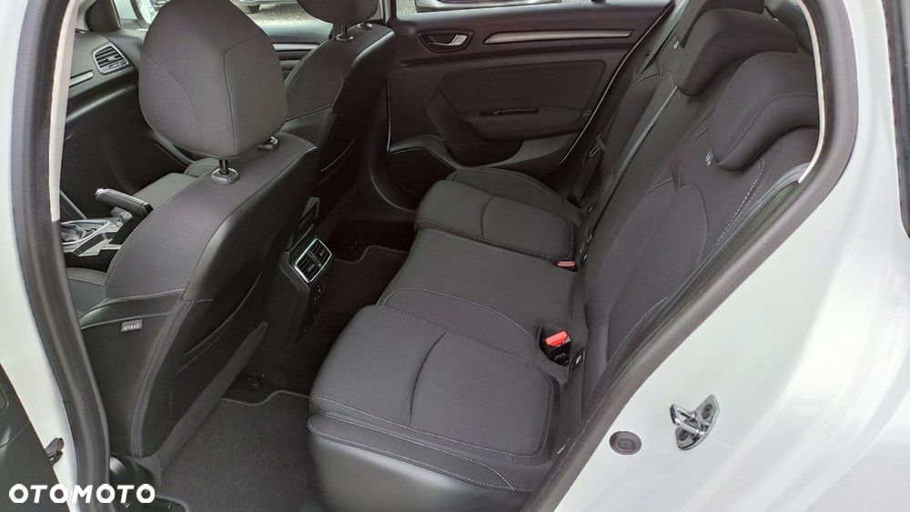 Renault Megane ENERGY TCe 140 EDC BUSINESS - 7