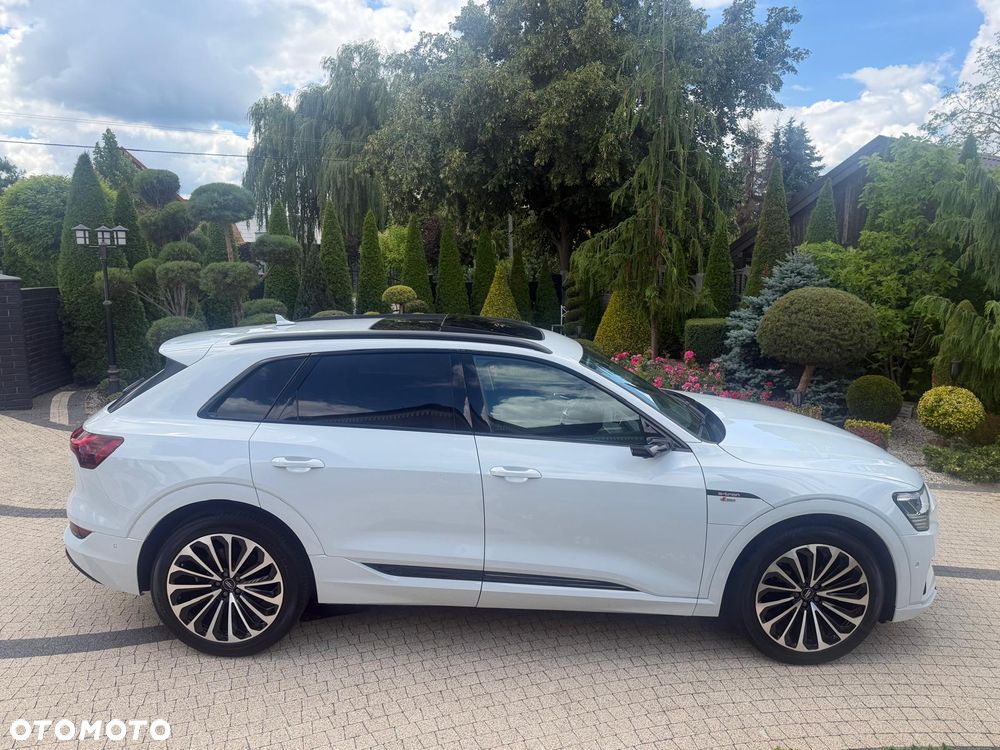 Audi e-tron 55 Quattro - 19
