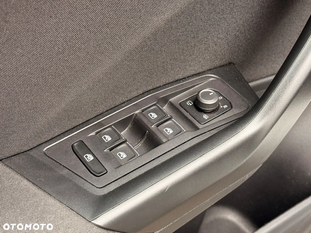 Volkswagen T-Roc 2.0 TDI SCR DPF Advance - 27