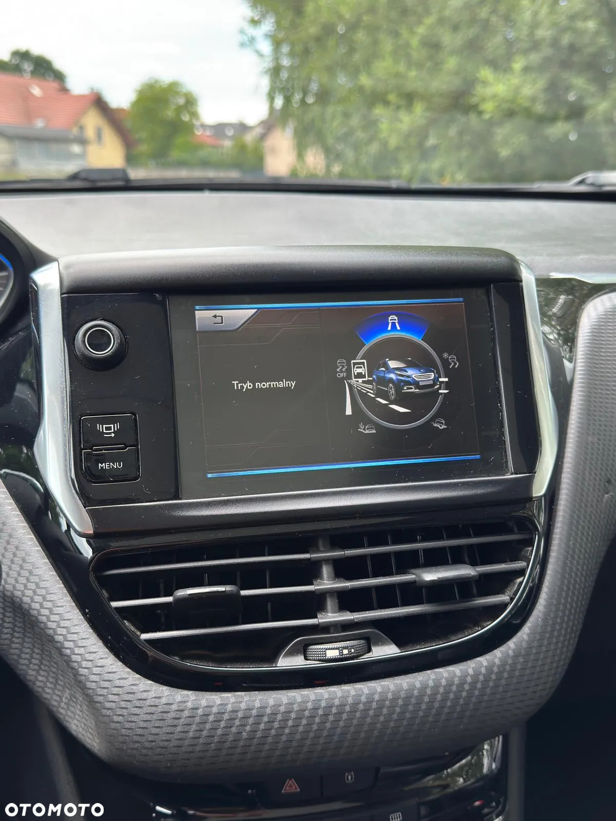 Peugeot 2008 1.6 VTi Allure - 11