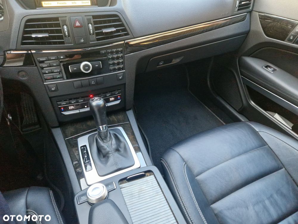 Mercedes-Benz Klasa E 250 CGI BlueEFFICIENCY Automatik Avantgarde - 19