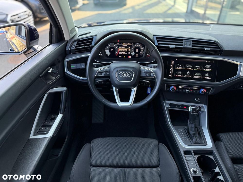 Audi Q3 - 21