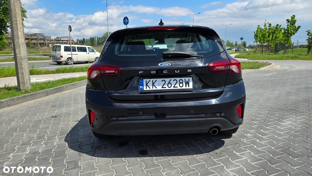 Ford Focus 1.5 EcoBlue Start-Stopp-System TITANIUM DESIGN - 9