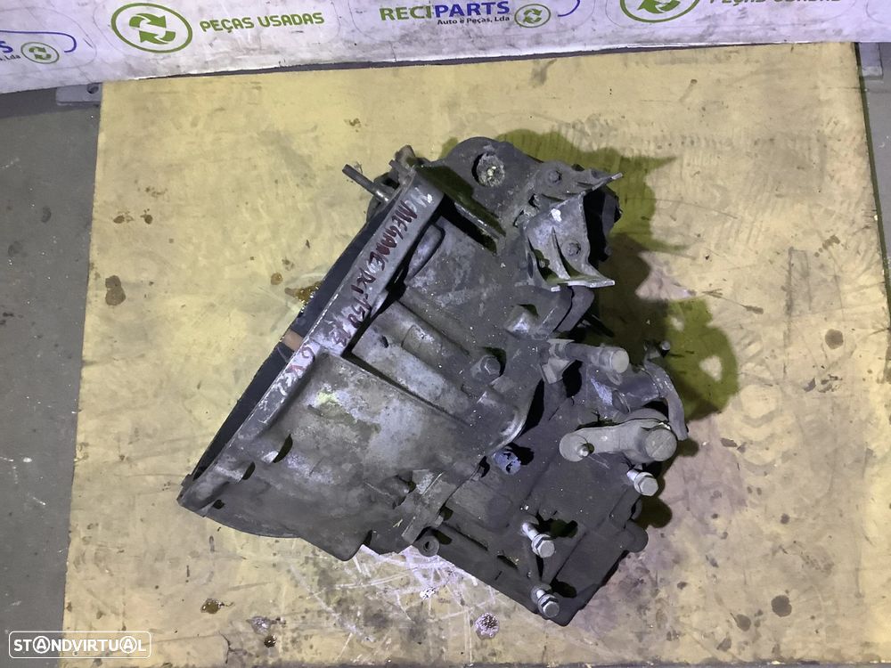 Caixa de velocidades Renault Megane II 6v 1.9 DCi - 4