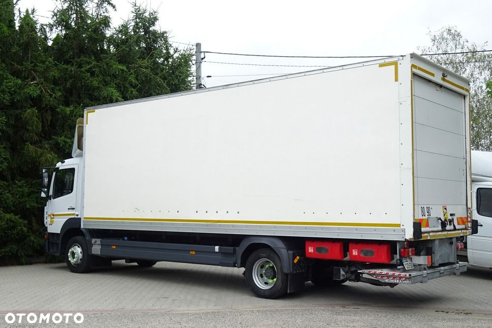 Mercedes-Benz Atego 1218 Euro6 tylko 323tys.km Kontener 18p winda Sprowadzony - 30