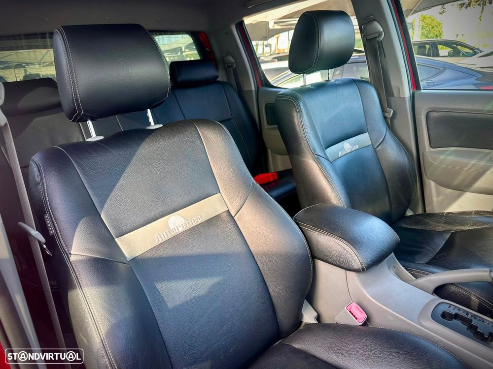 Toyota Hilux 3.0 D-4D 4WD CD Tracker CA+EP+Navi - 15
