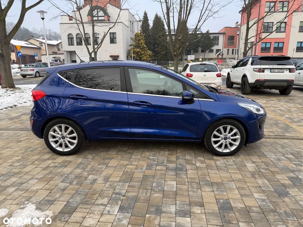 Ford Fiesta 1.0 EcoBoost S&S TITANIUM - 4