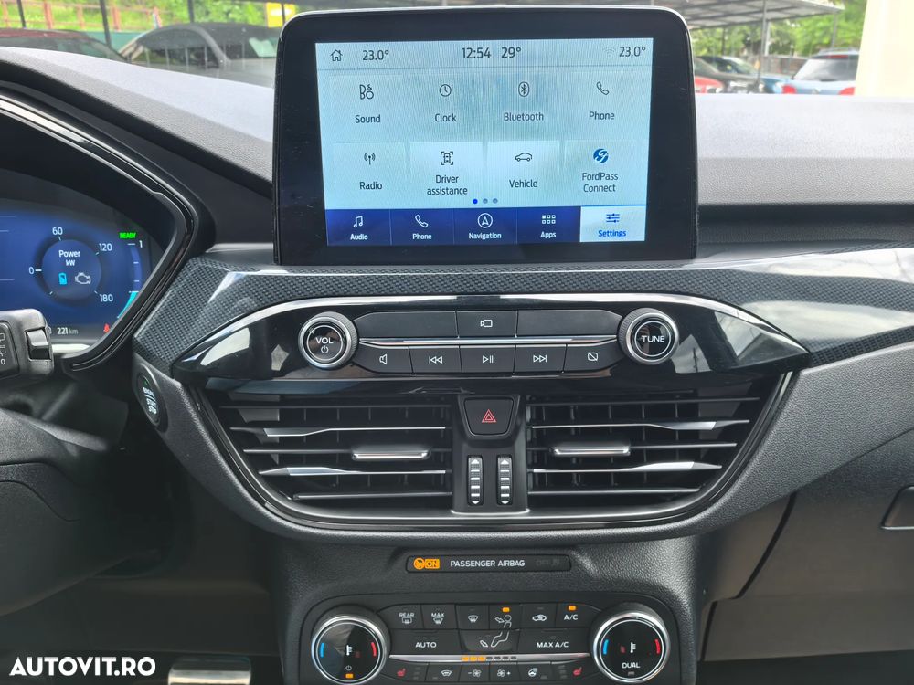 Ford Kuga 2.5 Duratec PHEV ST-LINE X - 19
