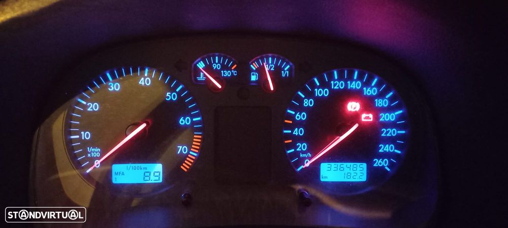 VW Golf 1.6i Highline EC - 6