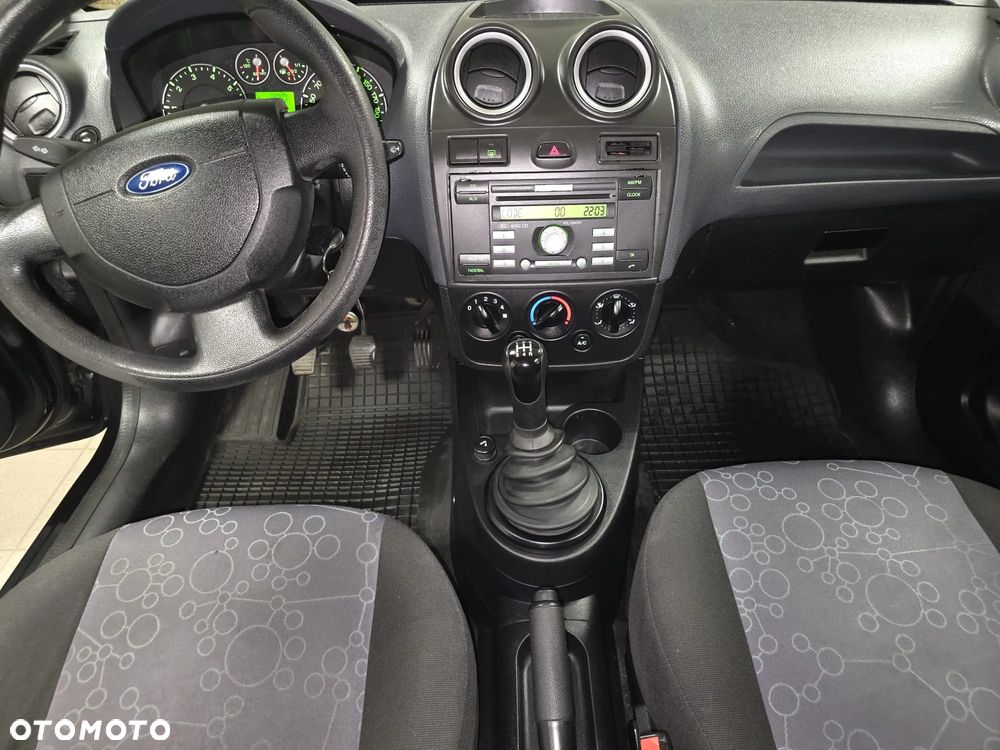 Ford Fiesta 1.3 Style - 11