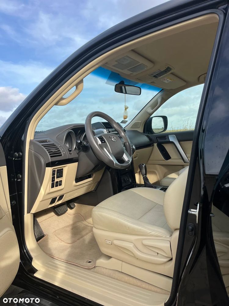 Toyota Land Cruiser LC 2.8 D-4D Prado - 8