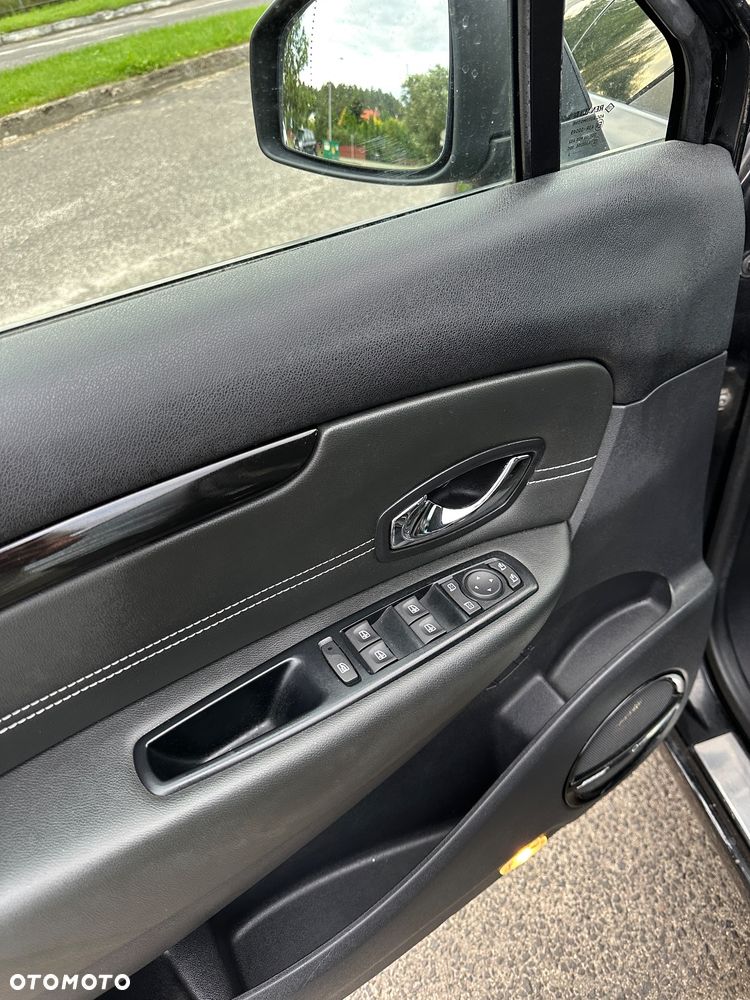 Renault Scenic Energy TCe 115 S&S Xmod Bose Edition - 16