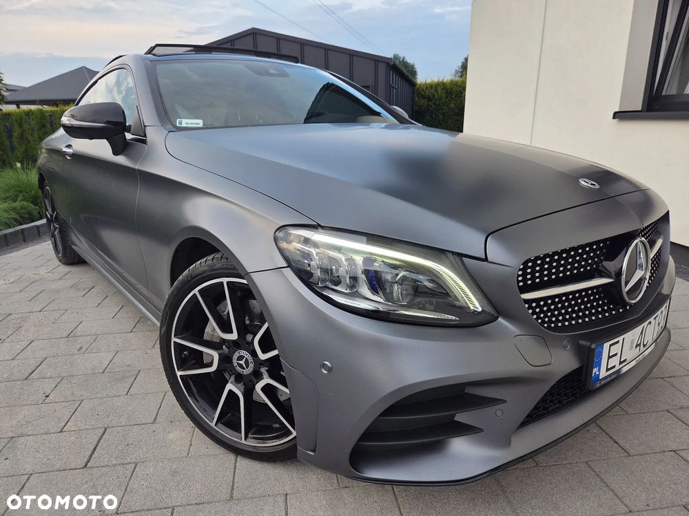 Mercedes-Benz Klasa C 300 4MATIC 9G-TRONIC - 39