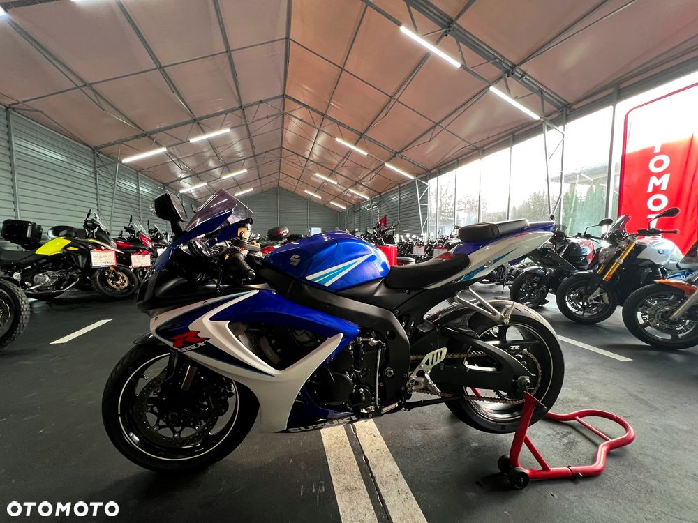 Suzuki GSX-R - 8