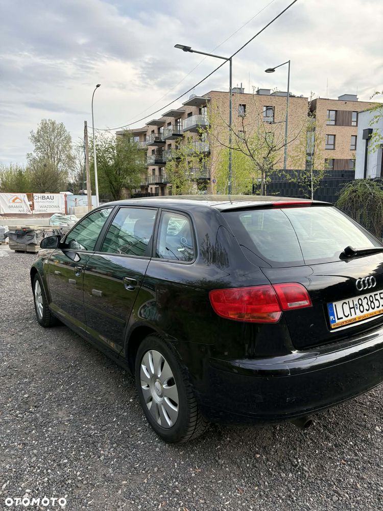 Audi A3 Sportback 1.6 FSI Ambition - 7