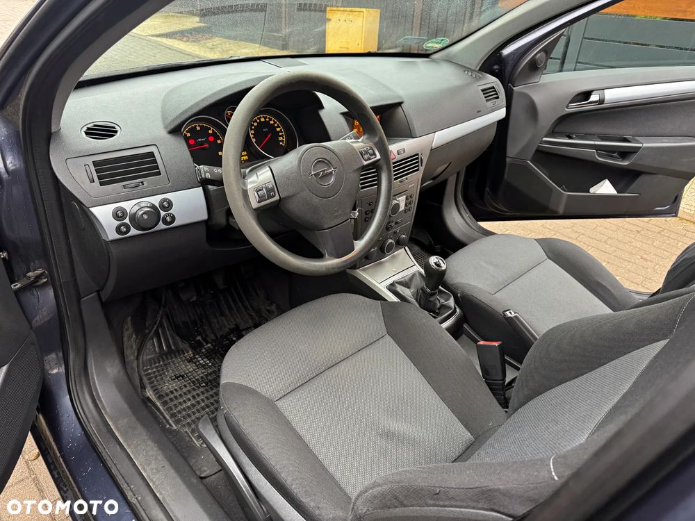 Opel Astra 1.9 CDTI DPF Edition Plus - 11