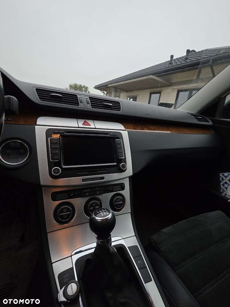 Volkswagen Passat - 7