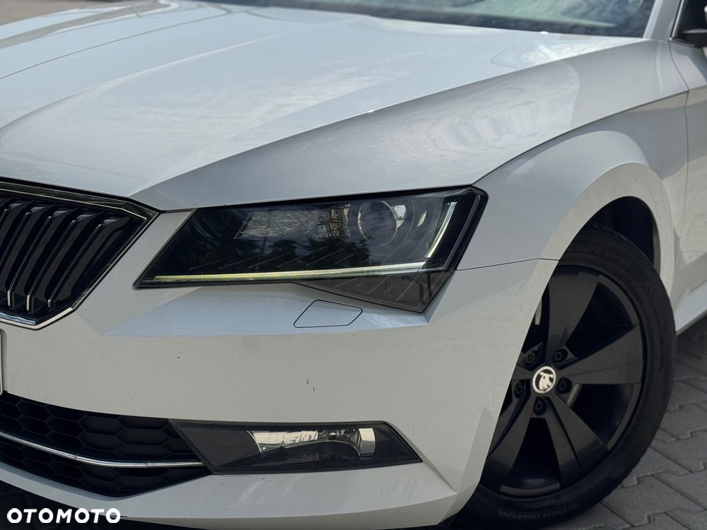 Skoda Superb 2.0 TDI 4x4 DSG SportLine - 30