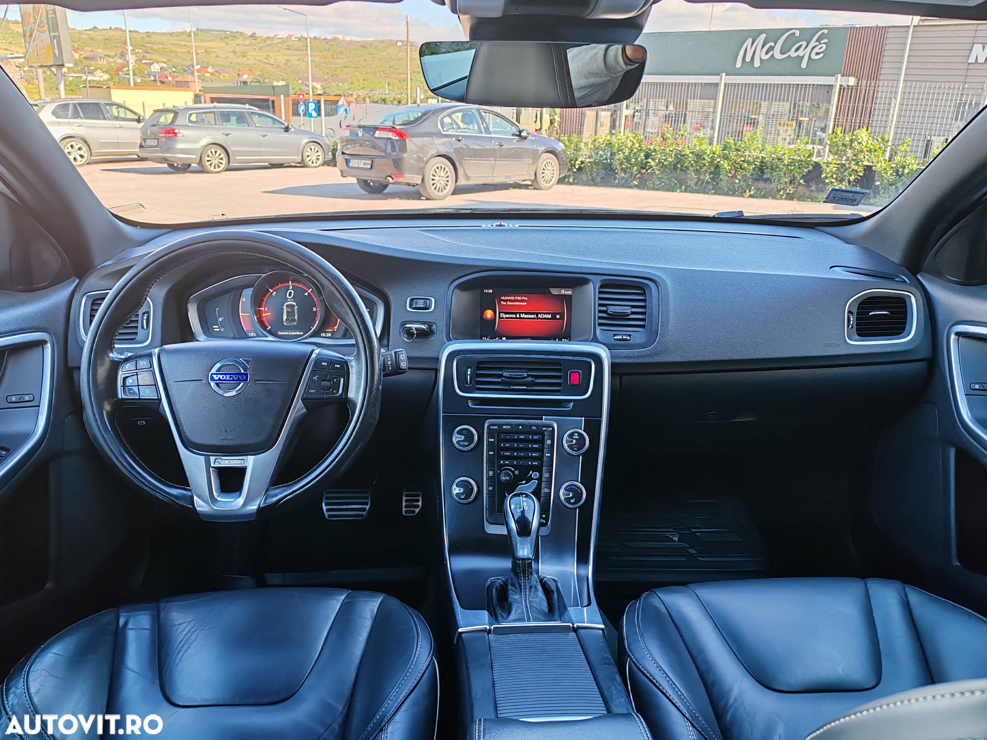 Volvo V60 D4 AWD Geartronic RDesign - 6