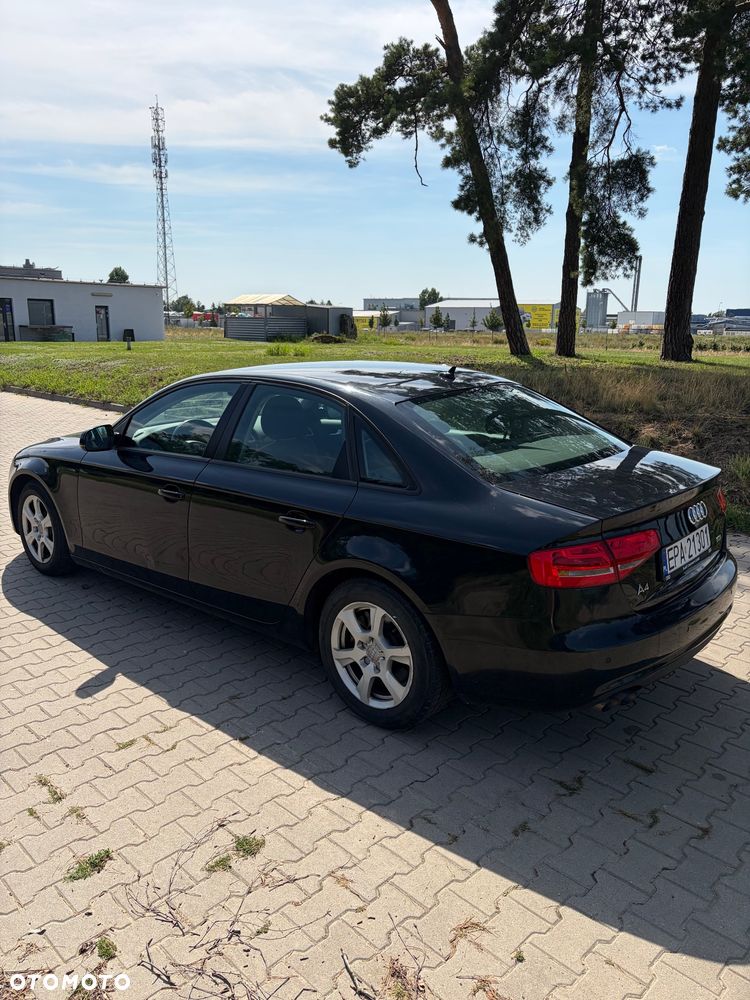 Audi A4 Limousine 2.0 TDI DPF Ambiente - 4