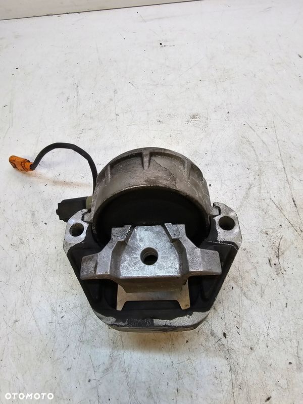 PODUSZKA SILNIKA ORYGINAŁ AUDI A6 C7 A7 3.0 TDI 4G0199381LG - 3