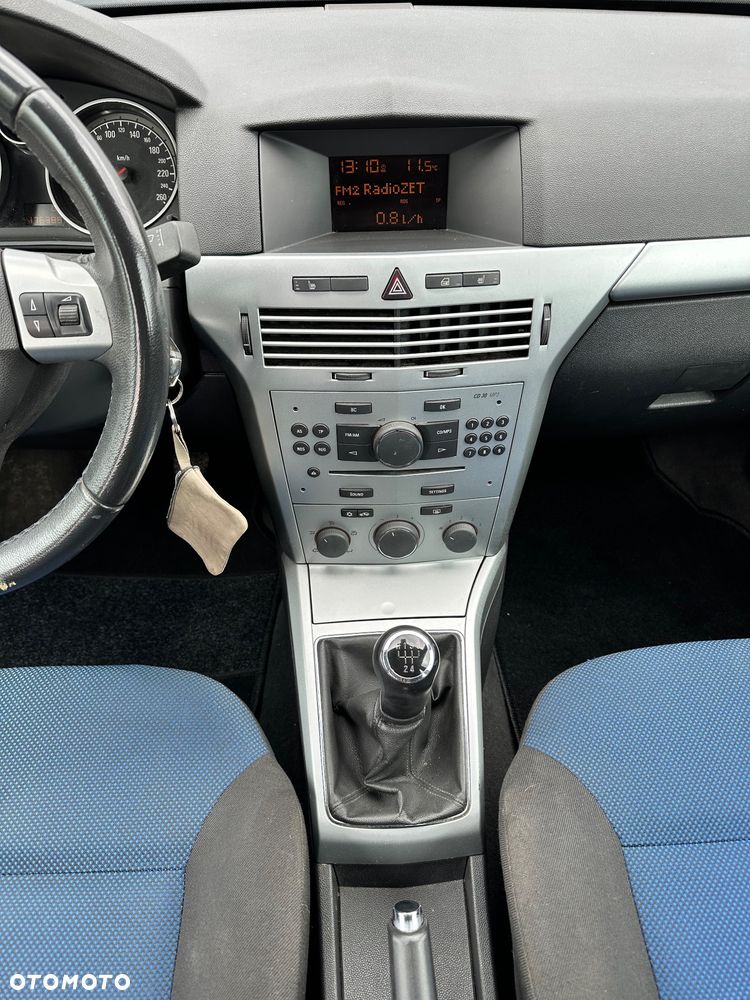 Opel Astra - 10