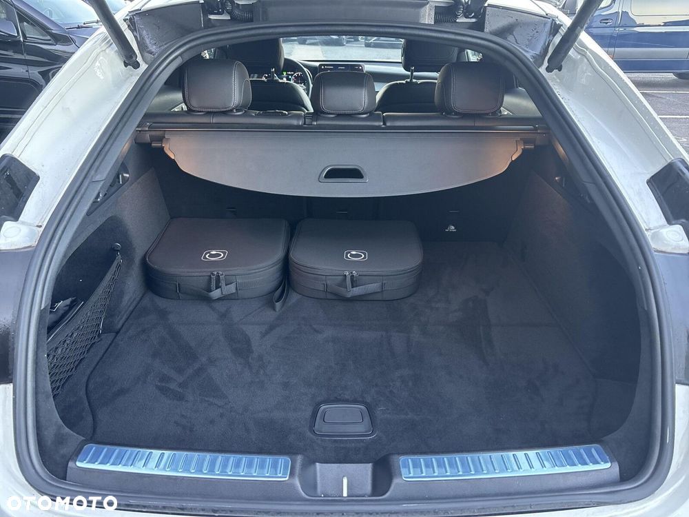 Mercedes-Benz GLC - 26