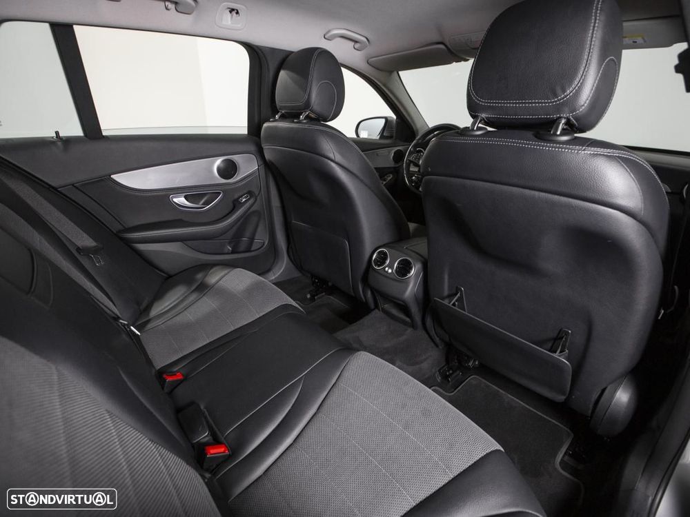Mercedes-Benz C 200 - 10