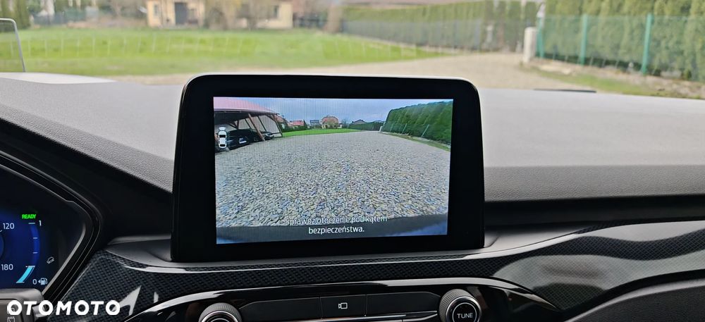 Ford Kuga 2.5 Duratec PHEV ST-LINE X - 36