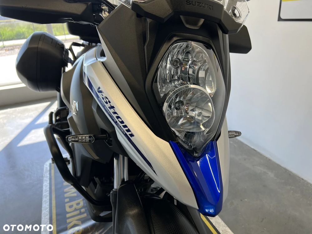 Suzuki V-STROM - 24