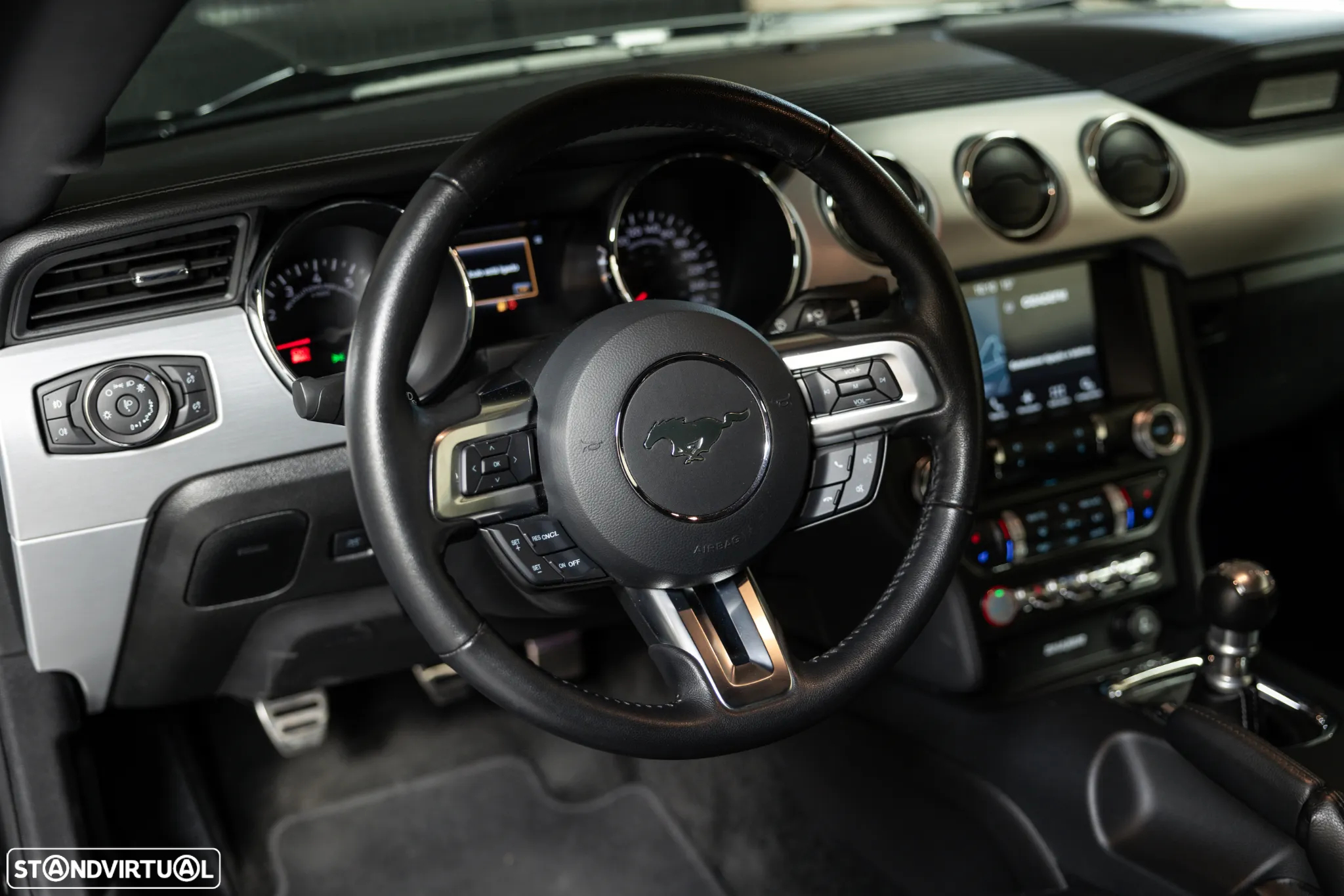 Ford Mustang Cabrio 2.3 Eco Boost - 10