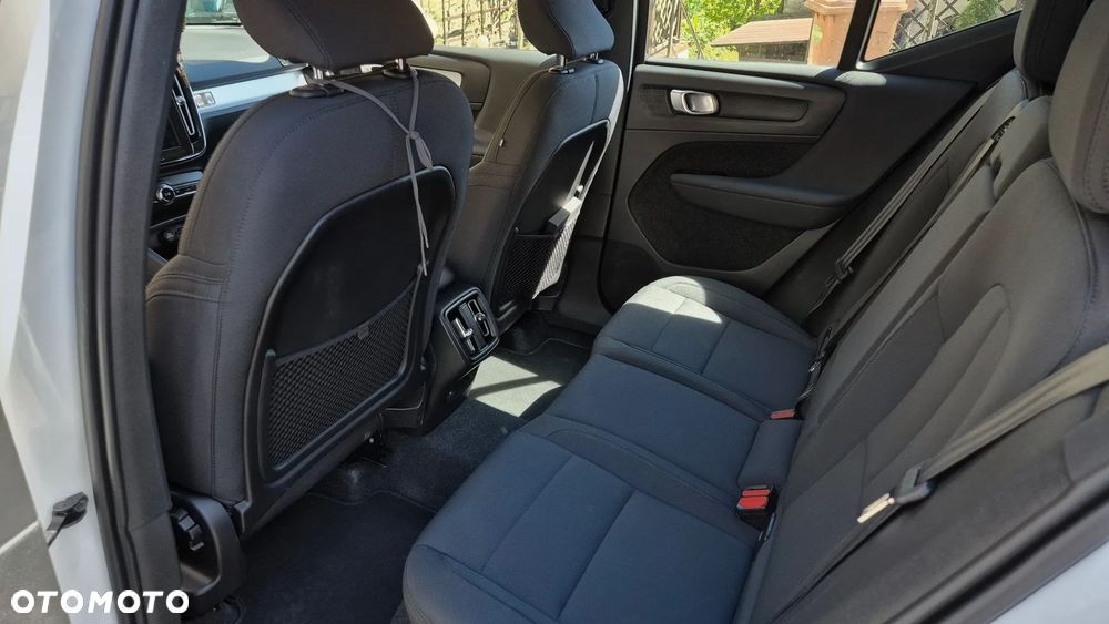 Volvo XC 40 T3 Momentum Core - 9
