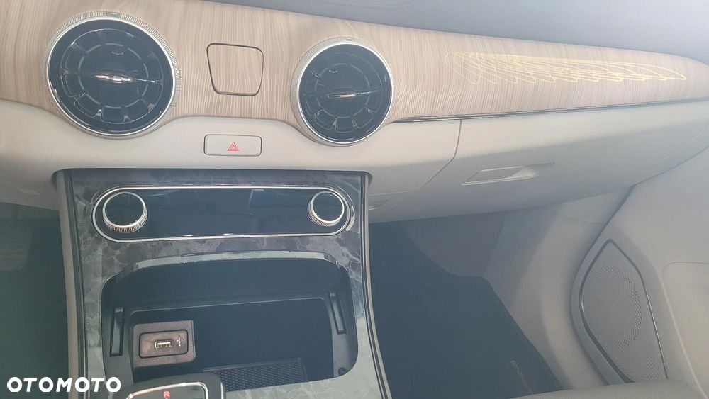 Forthing U Tour 1.5 DVVT GDI DCT - 27