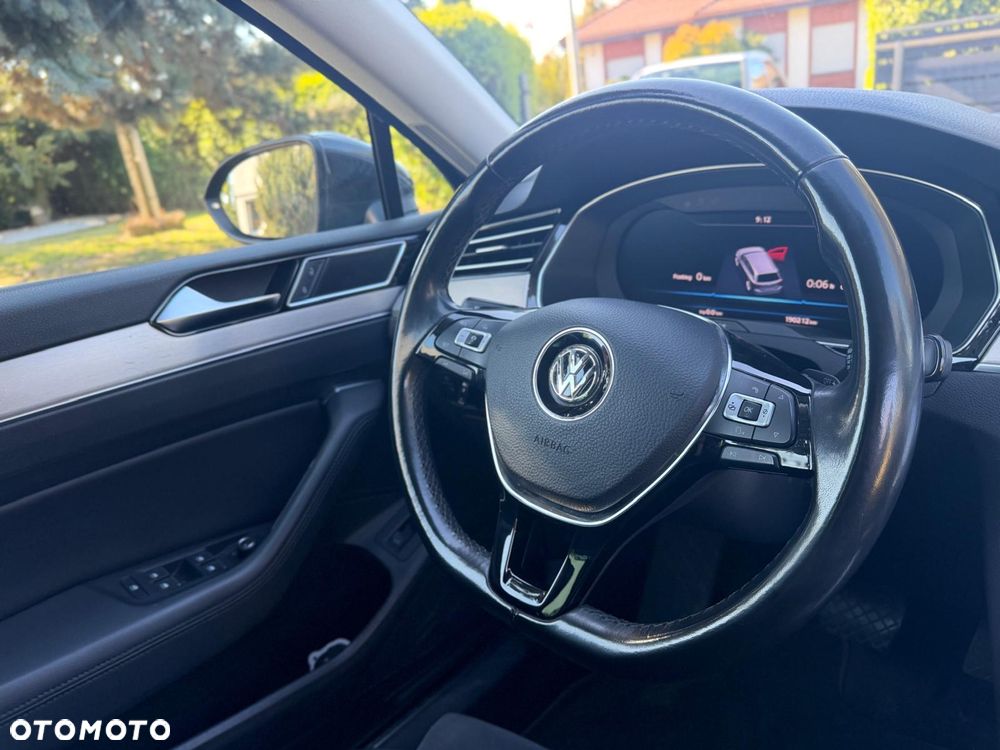 Volkswagen Passat Variant 1.4 TSI BMT ACT Highline DSG - 19
