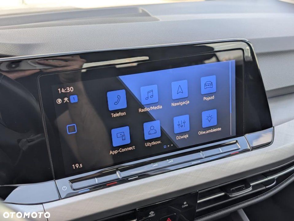 Volkswagen Golf - 21