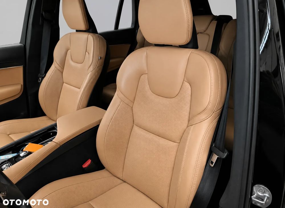 Volvo XC 90 B5 D AWD Geartronic Inscription - 9