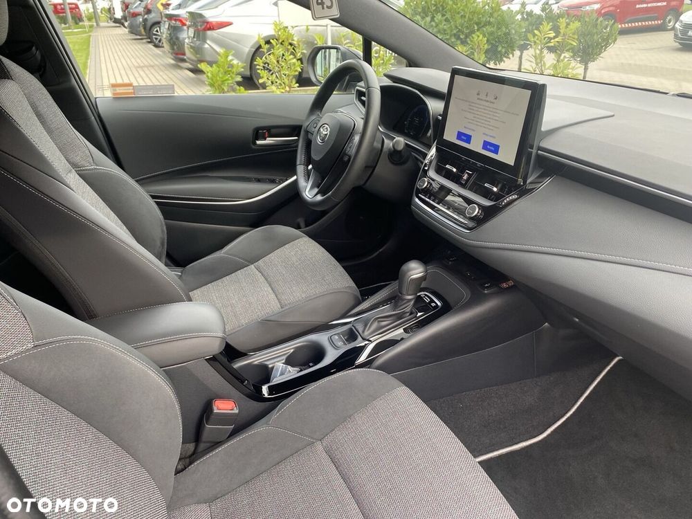 Toyota Corolla 1.8 Hybrid Style - 25