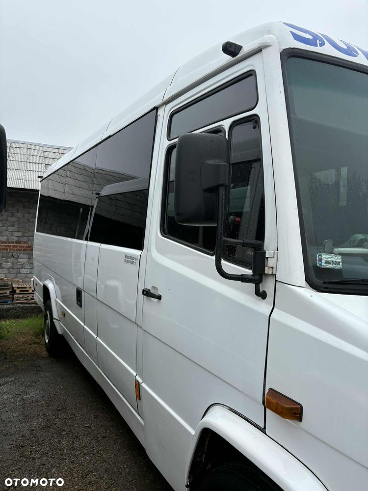 Mercedes-Benz Vario 814 - 2