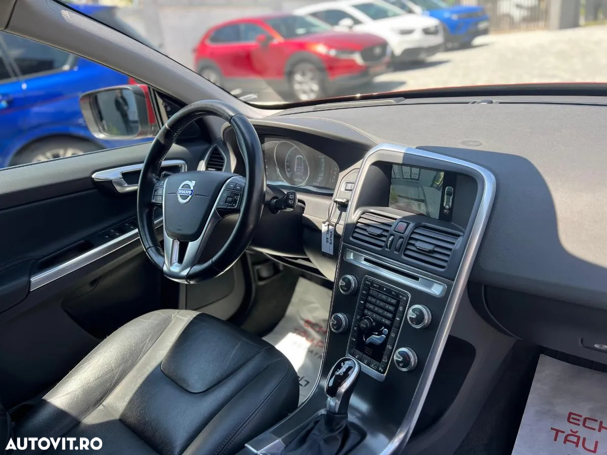 Volvo XC 60 D4AWD Kinetic - 33