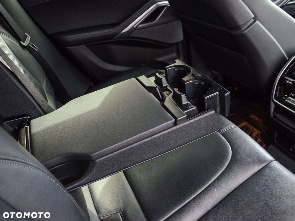 BMW X6 - 32