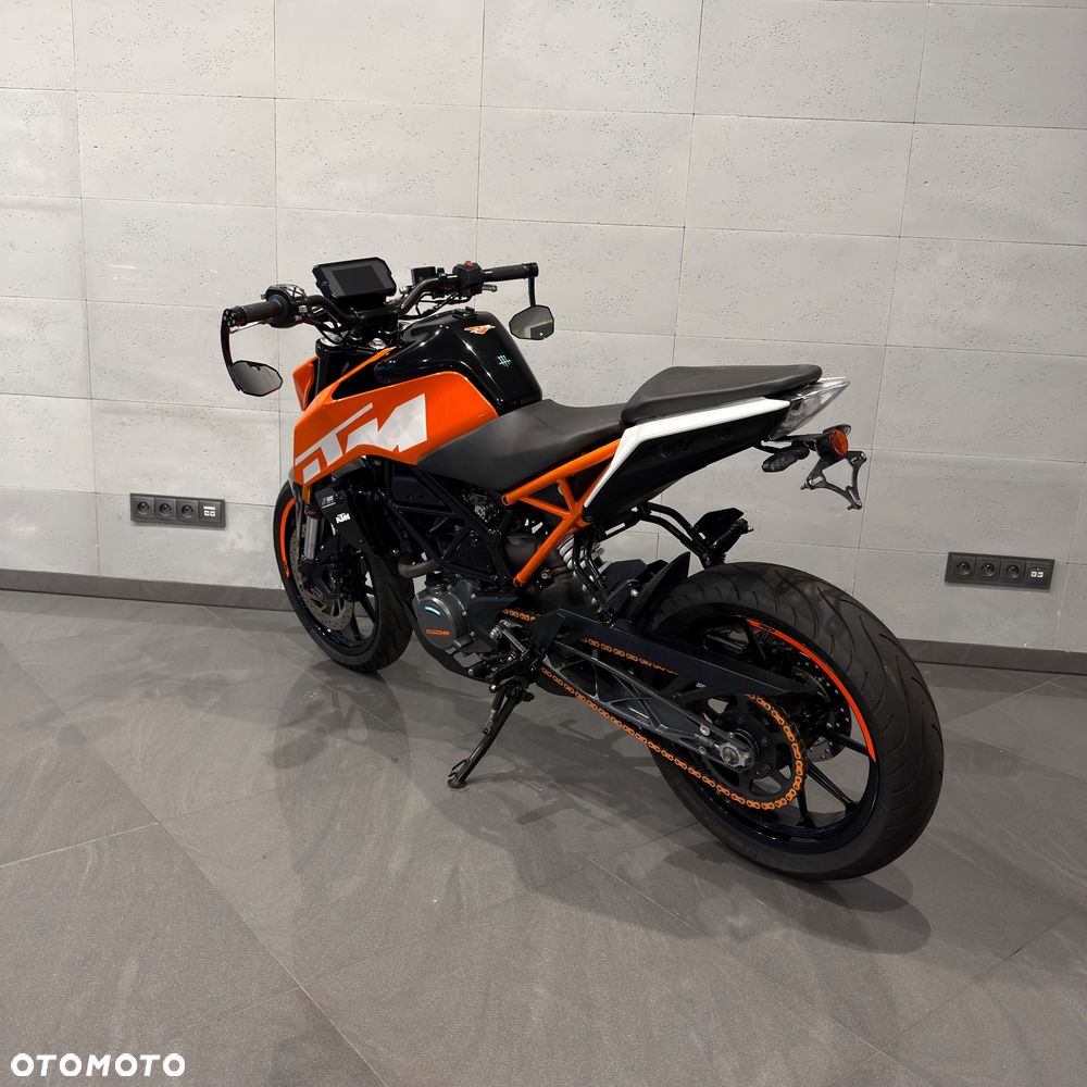 KTM Duke 125 - 9