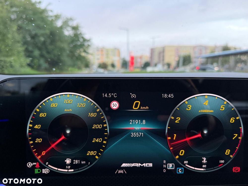 Mercedes-Benz CLA - 27