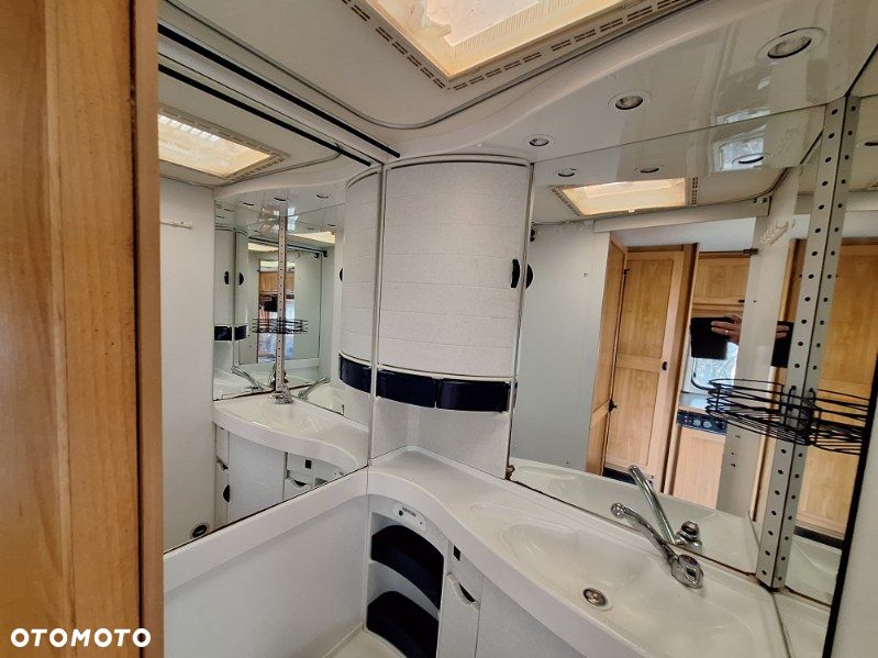 Hymer-Eriba Moving 532 - 23